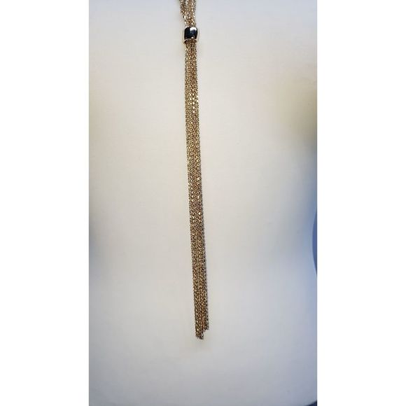 Gold braided twist with tassel necklace - Picture 5 of 8